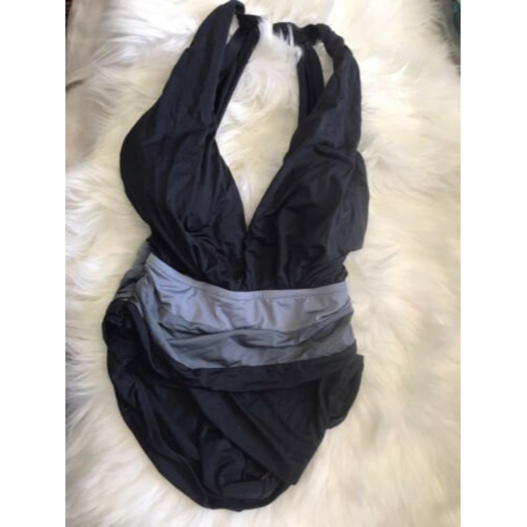 Badgley Mischka Halter One Piece Butt Ruched Bathing Suit Size 8 - Picture 1 of 5